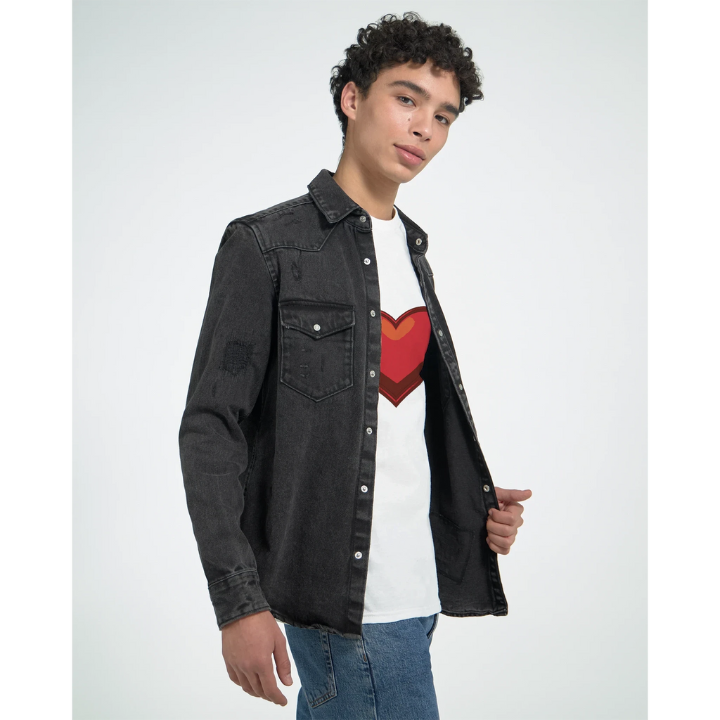 Red Heart Graphic T-Shirt - Comfortable Casual Apparel